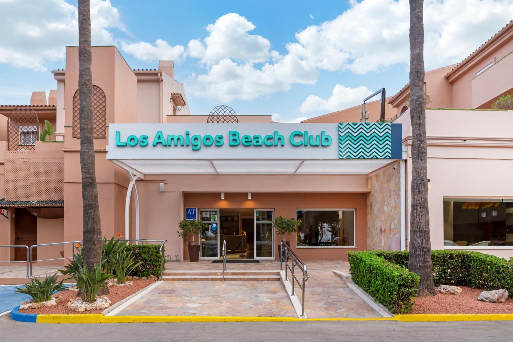 Amigos Club 3*