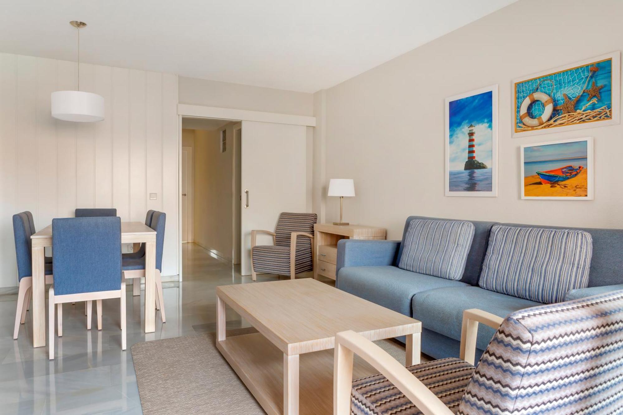 Aparthotel Amigos Club 3*