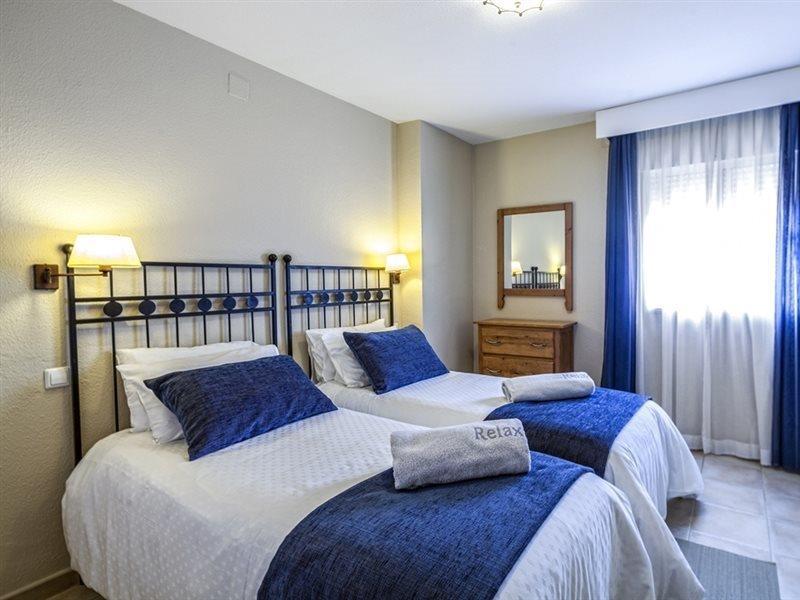 Amigos Club Aparthotel 3*