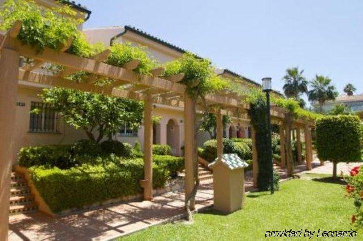 Amigos Club Aparthotel